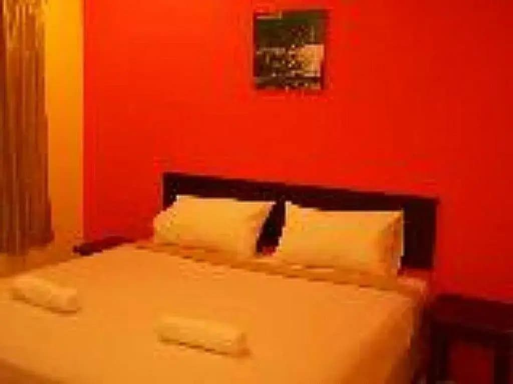 Wau Hotel & Café - photo 4