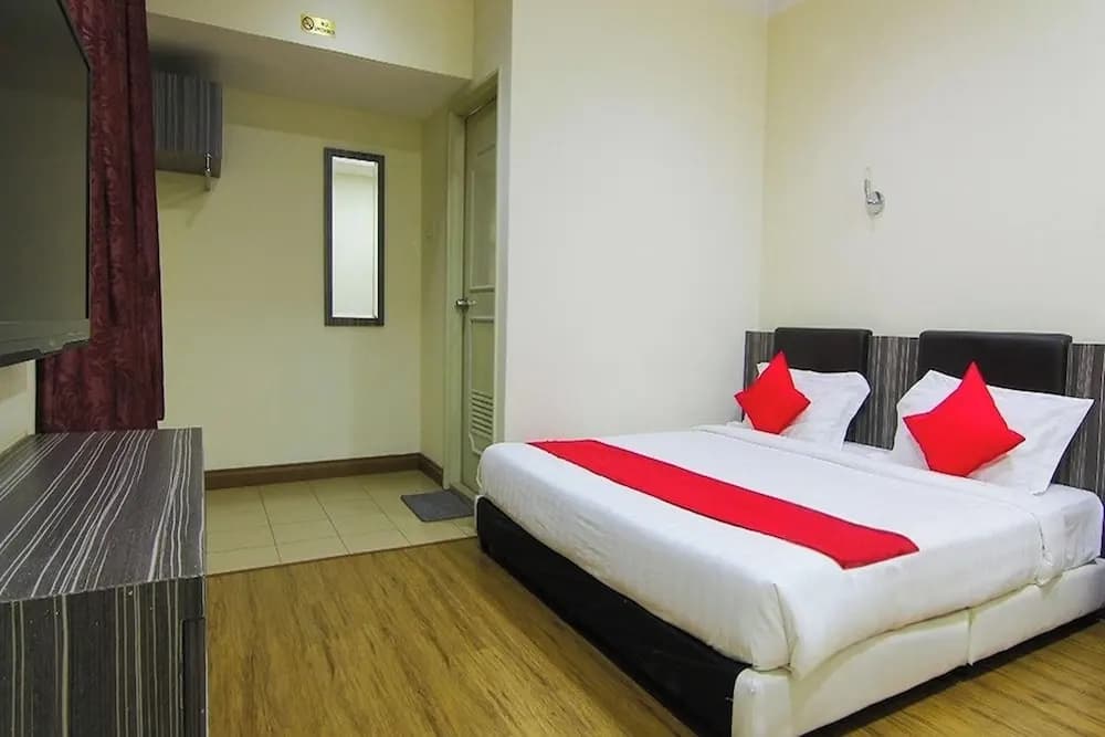 T P Hotel - photo 20