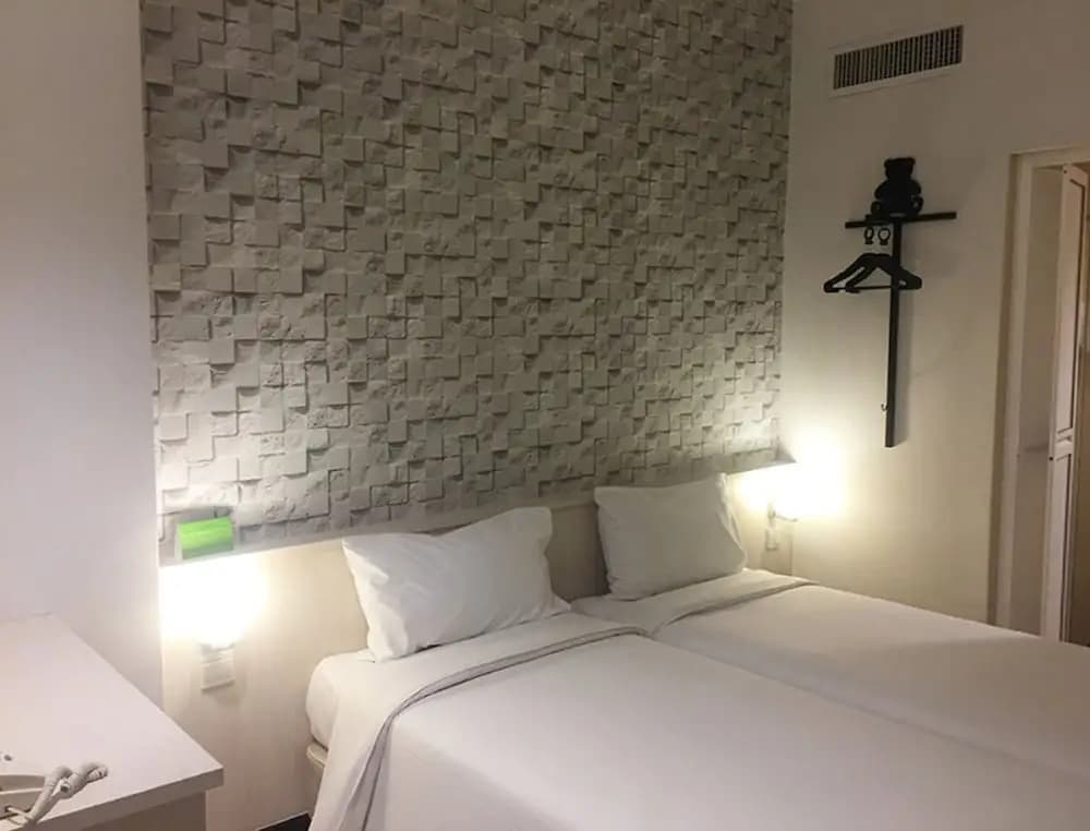 101 Hotel Bangi - photo 2