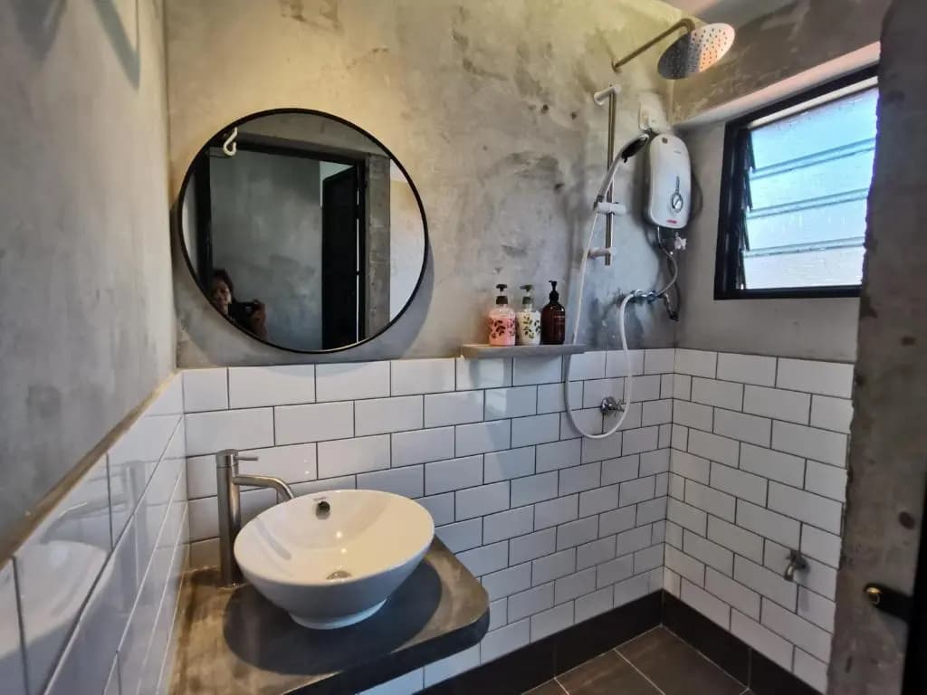 GENIEHOME No10 CLASSIC HOME 5BR6B free Wifi at SS2 PJ - photo 7