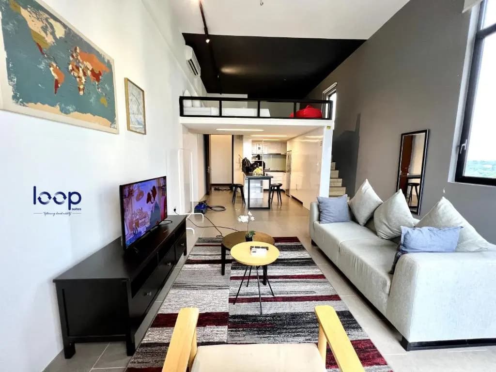 KL Sentral Serviced Apartment - The Establishment KL Sentral by Loop Suites - main photo