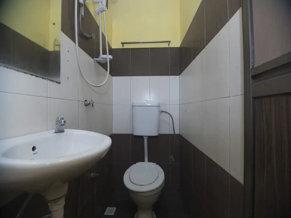 Oyo 11344 I Home Hotel - photo 10