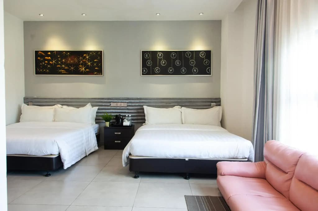 M Design Hotel at Shamelin Perkasa - photo 23