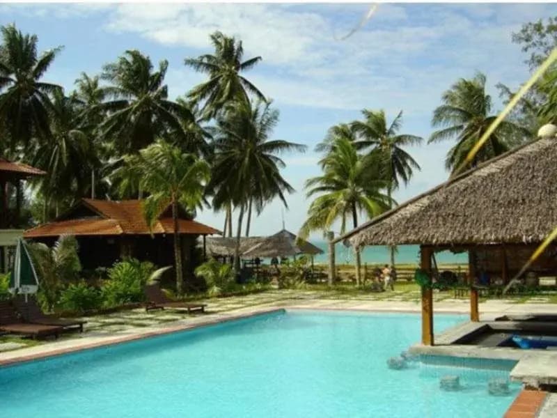 D'Coconut Island Resort - photo 9