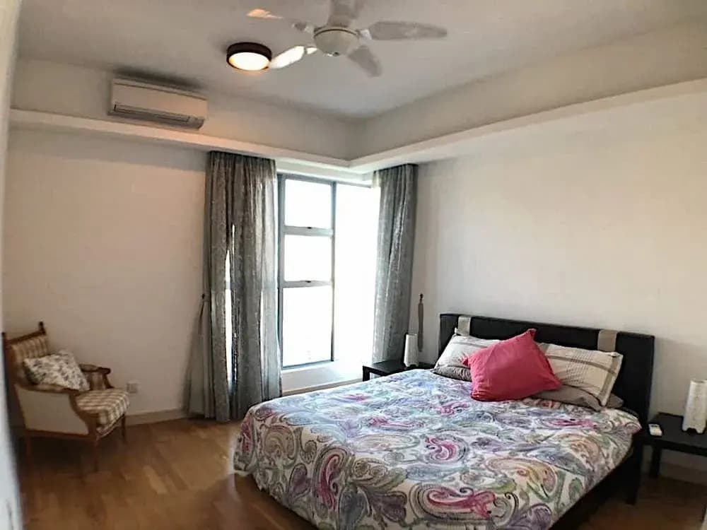 Executive 3 BR Condo by Naren - photo 2