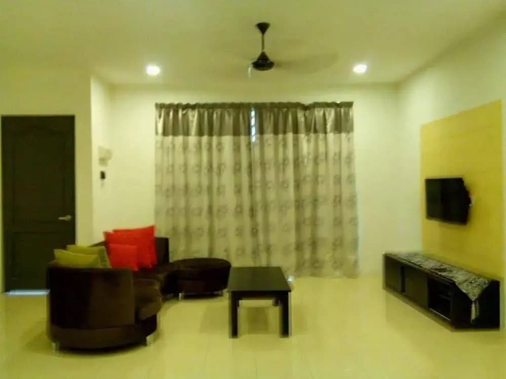 Kemaman Resthouse - photo 2
