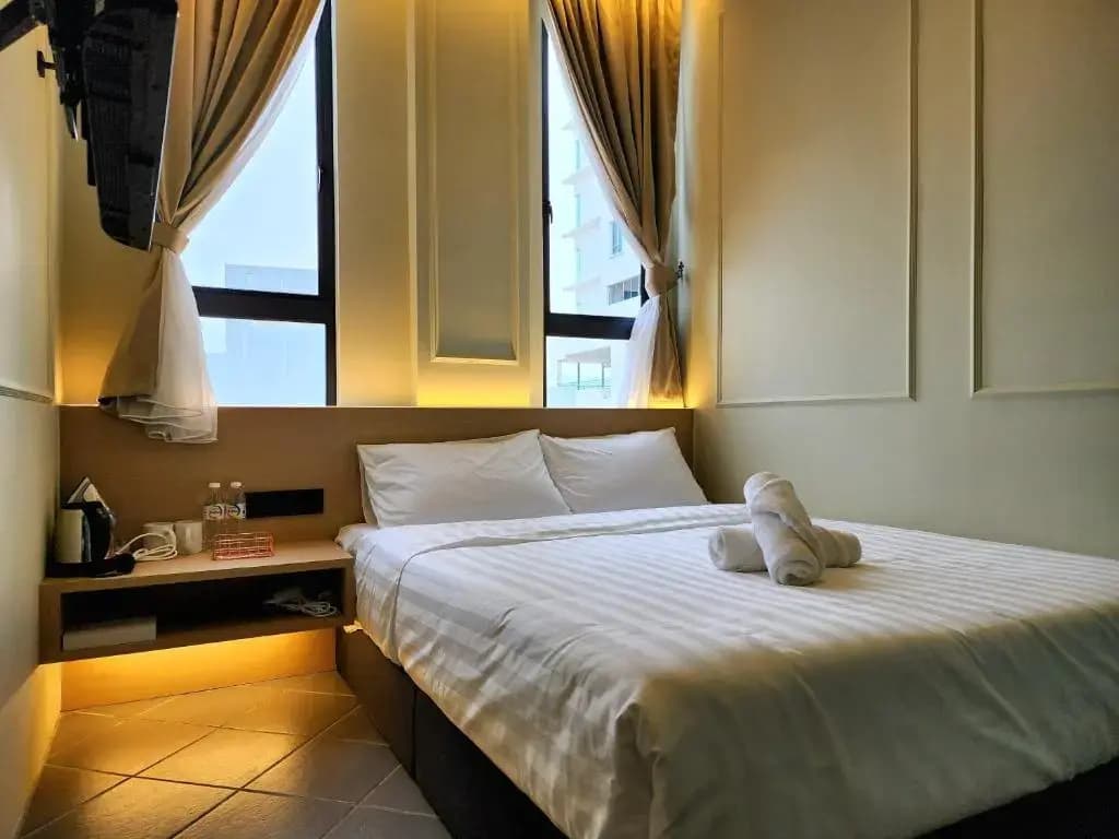 Georgetown AY Hotel - photo 3