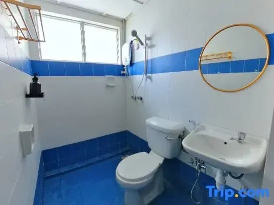 2-5pax Sunshine Beachfront, Wifi, 50"TV, FREE PARKING & POOL - photo 1