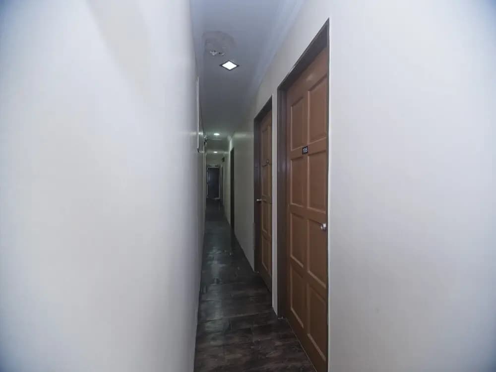 Oyo 11344 I Home Hotel - photo 11
