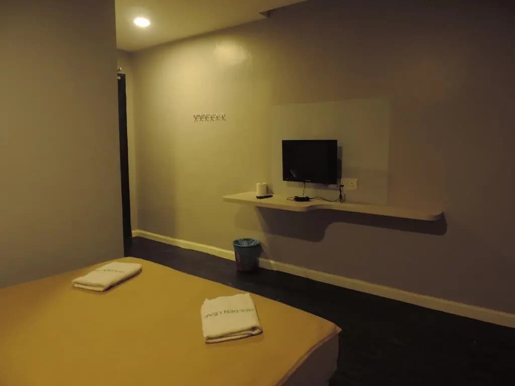 I Stay Hotel - photo 27