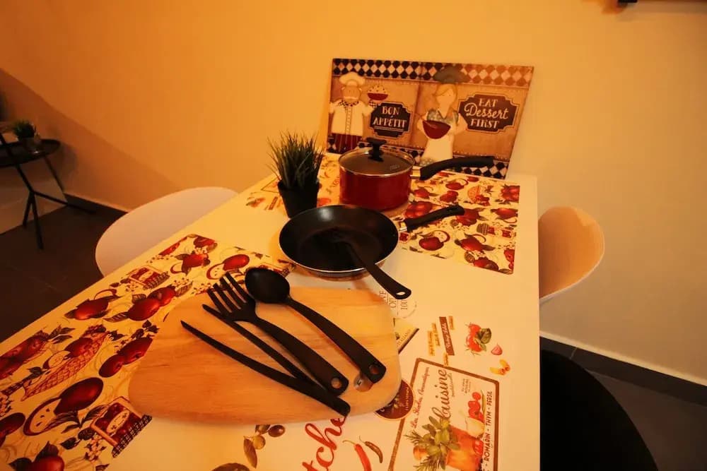 Sentrio Suites @ City Center by HnHCozy - photo 12