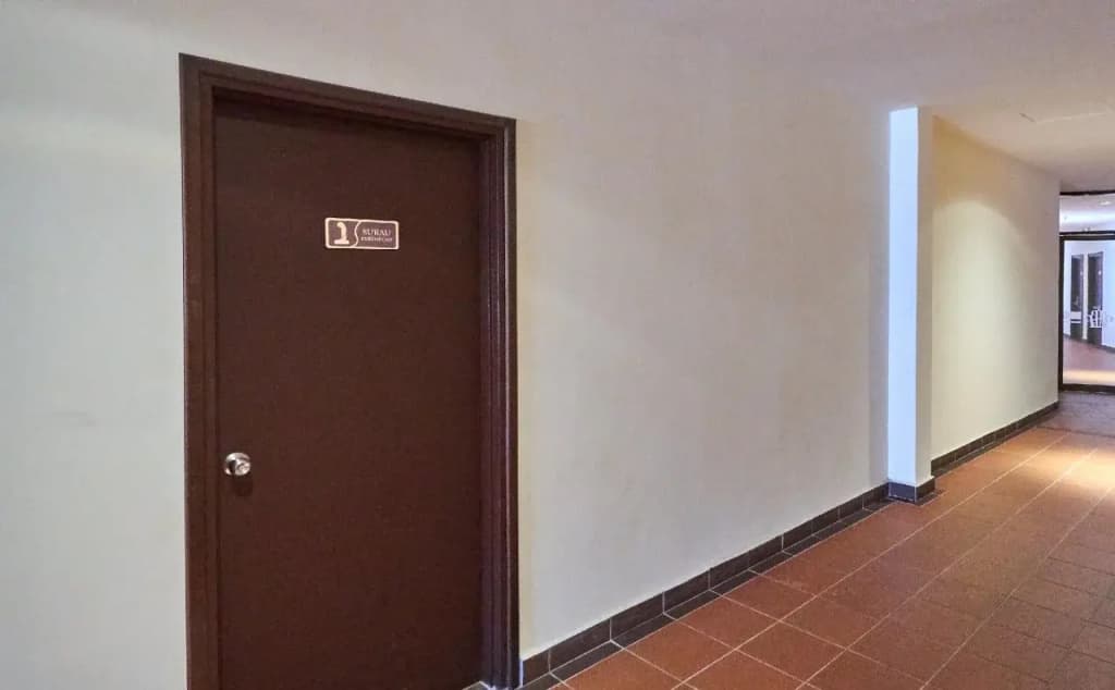 The Platinum Hotel & Suites - photo 9