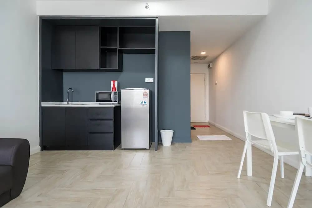 OYO Home 43951 Fair  Studio Empire City Marriot - photo 16
