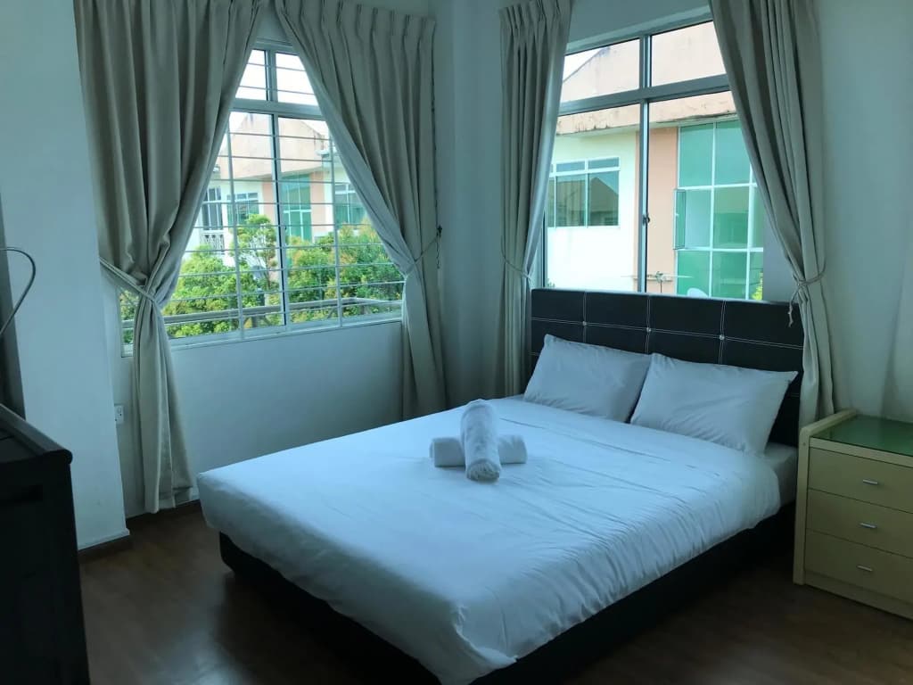 Natol Homestay - Kuching Home Penthouse Airport Road - photo 5
