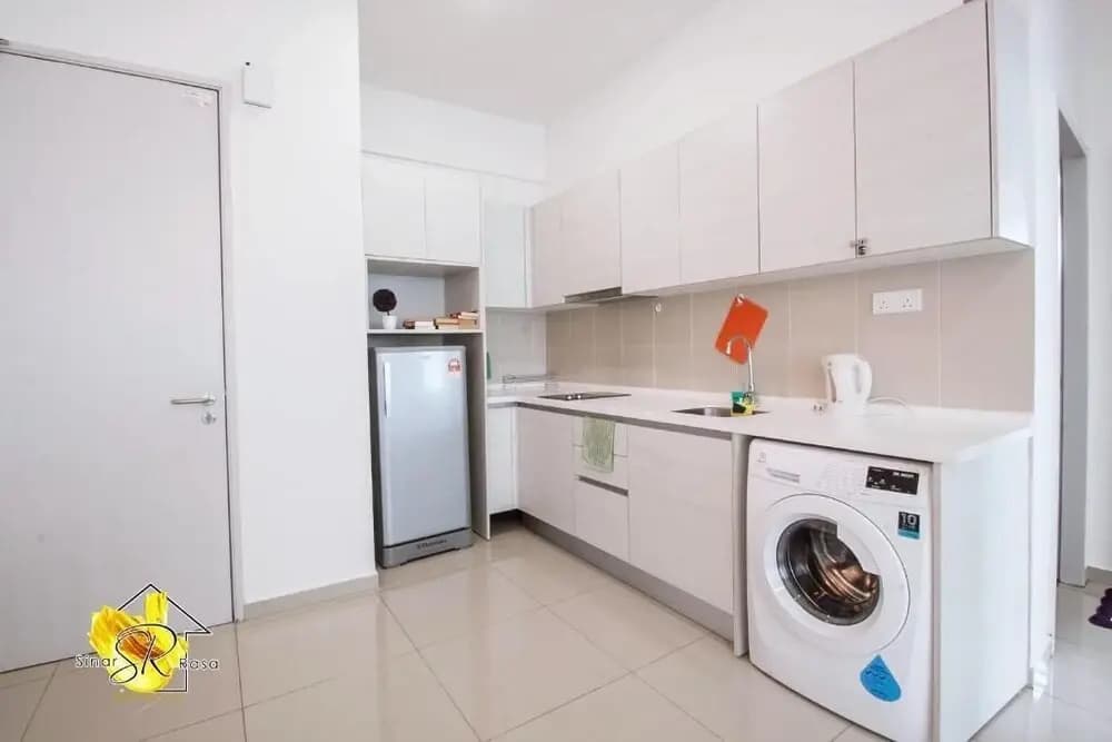 Sinar Rasa Homestay at I-Soho, I-City - photo 31