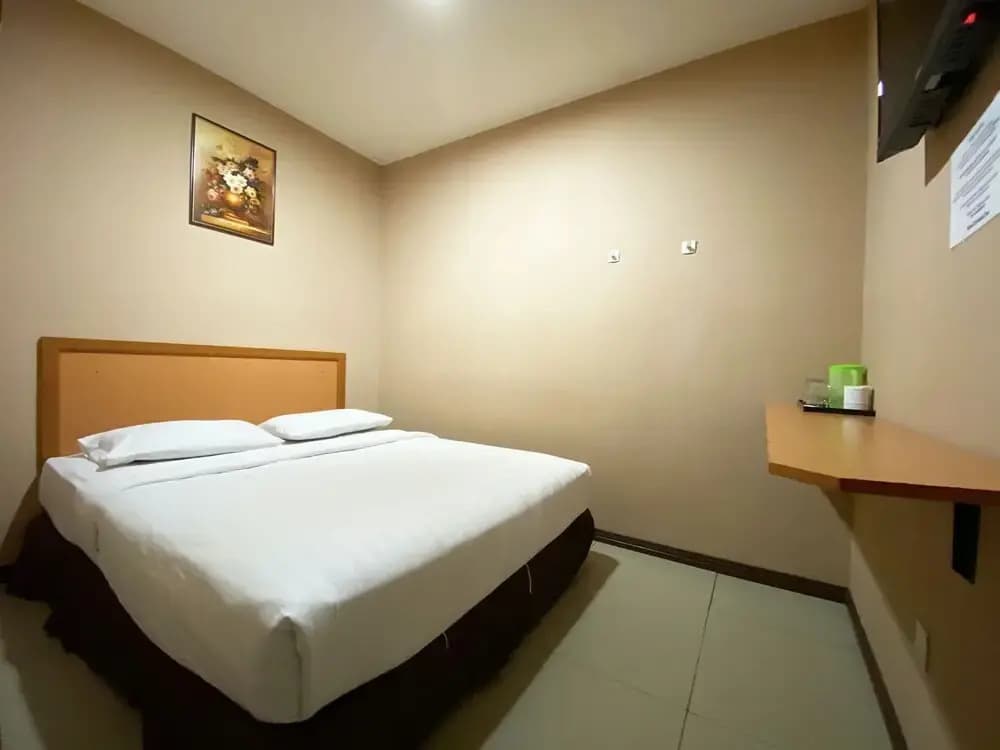 Hotel Kaya by OYO Rooms - main photo
