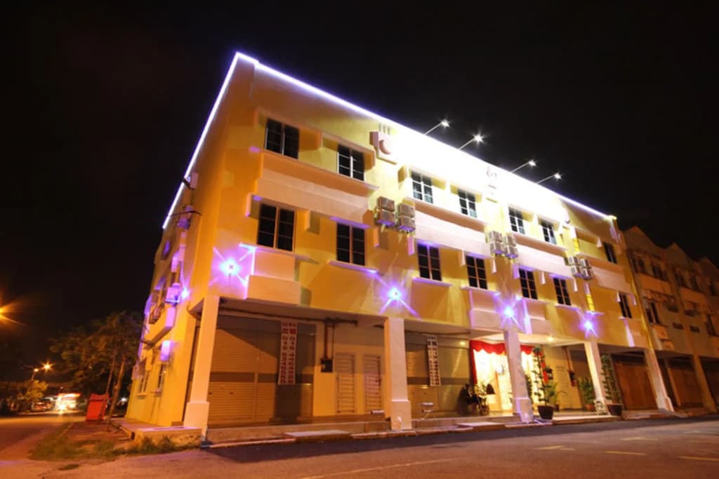 Starway Hotel - main photo