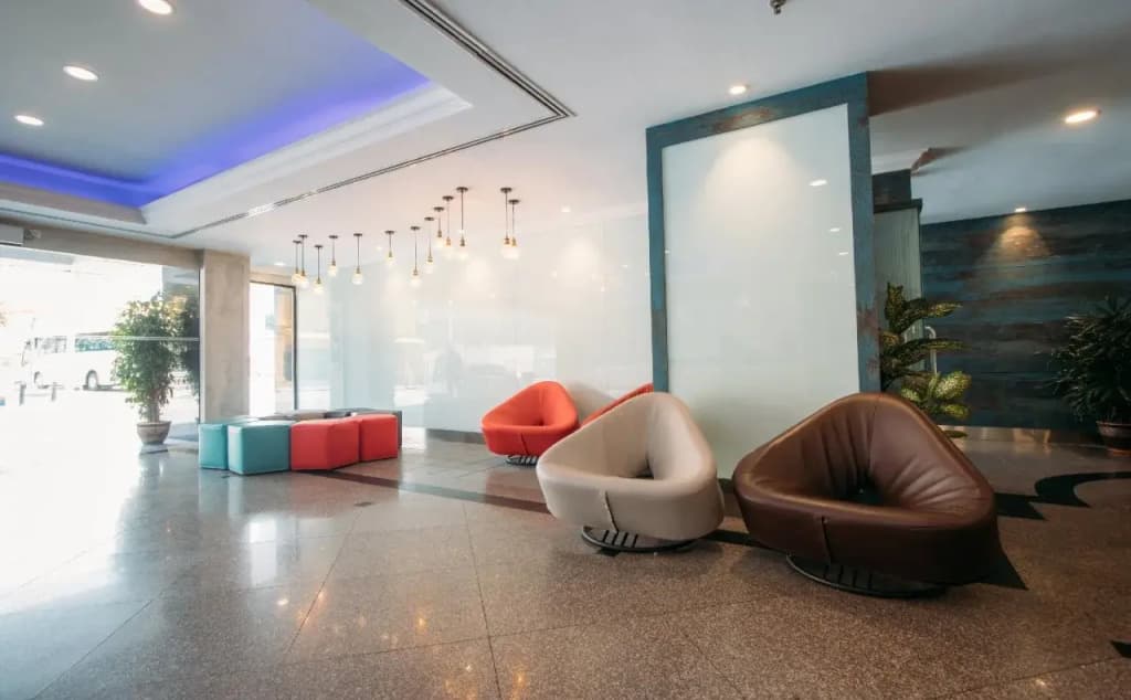Hotel Continental - photo 10