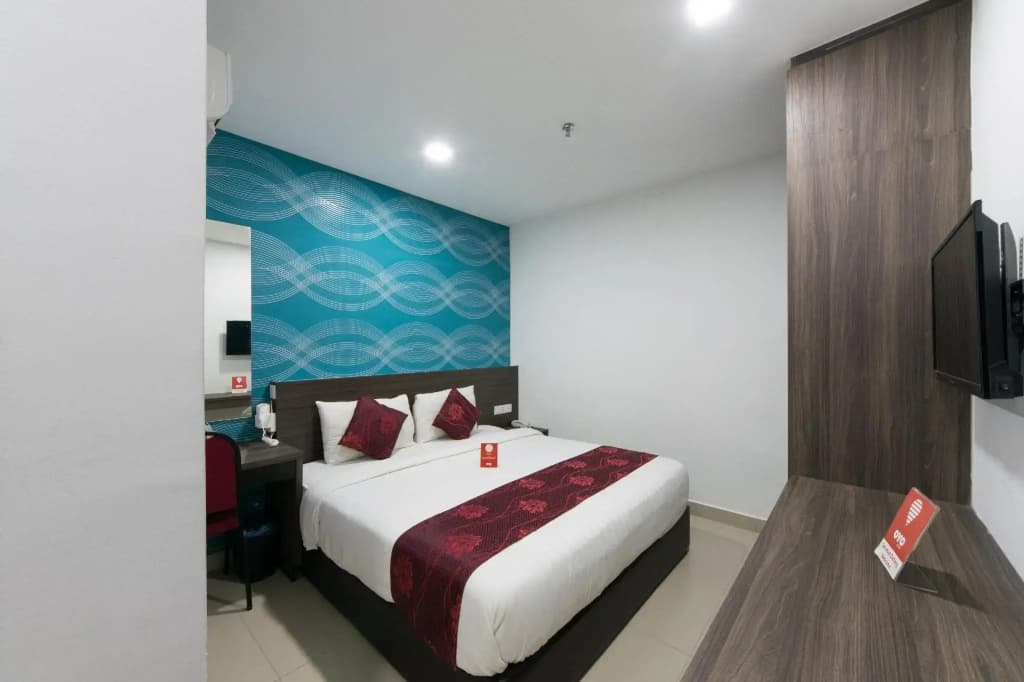OYO Rooms OUG Plaza - photo 2