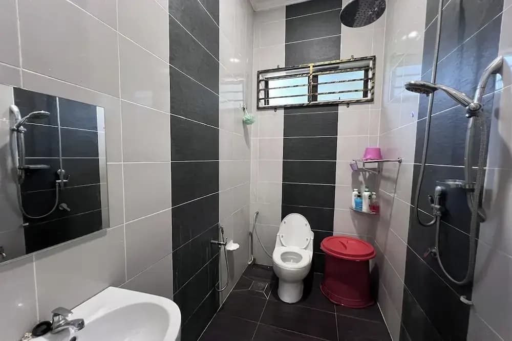 Nurbayu Villa (3 and 4 bedroom Villa) Kemaman - photo 8