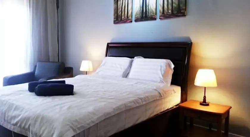 Waterfront Holiday Suites @ Marina Court Resort Kota Kinabalu - photo 2