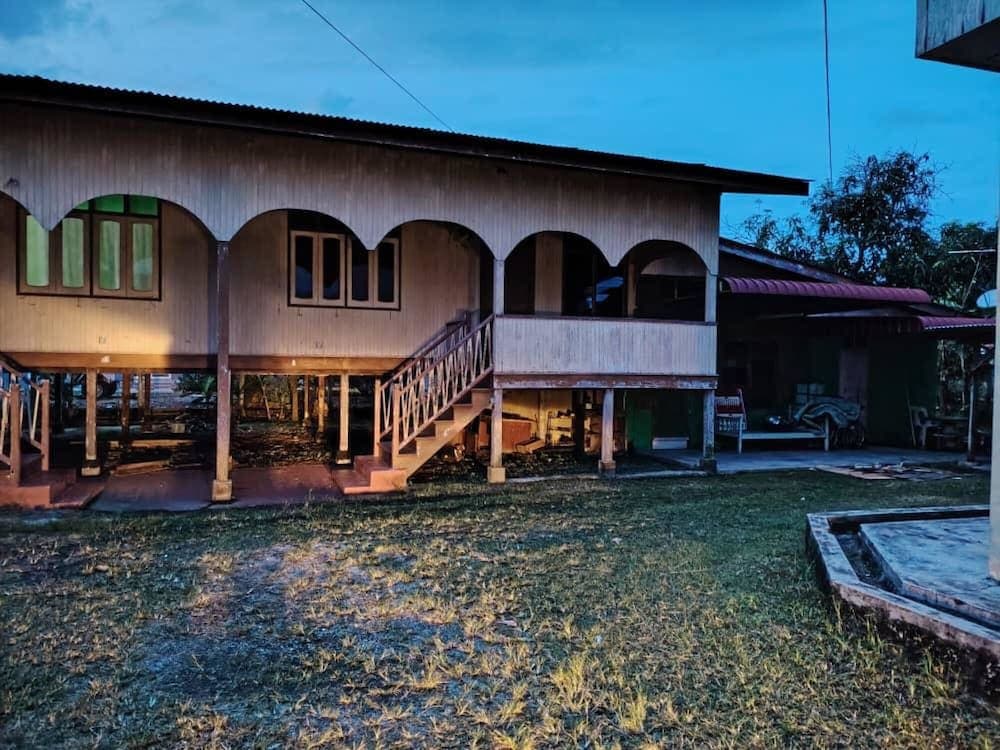 Homestay Selesa KBB 3 Guest House - photo 10