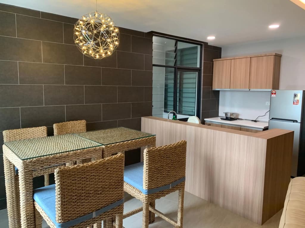 3Bedroom Rex Apartment 5min Drive to Vivacity - photo 5