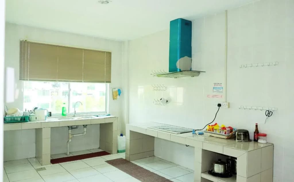 Natol Homestay - Kuching Home Penthouse Airport Road - photo 22