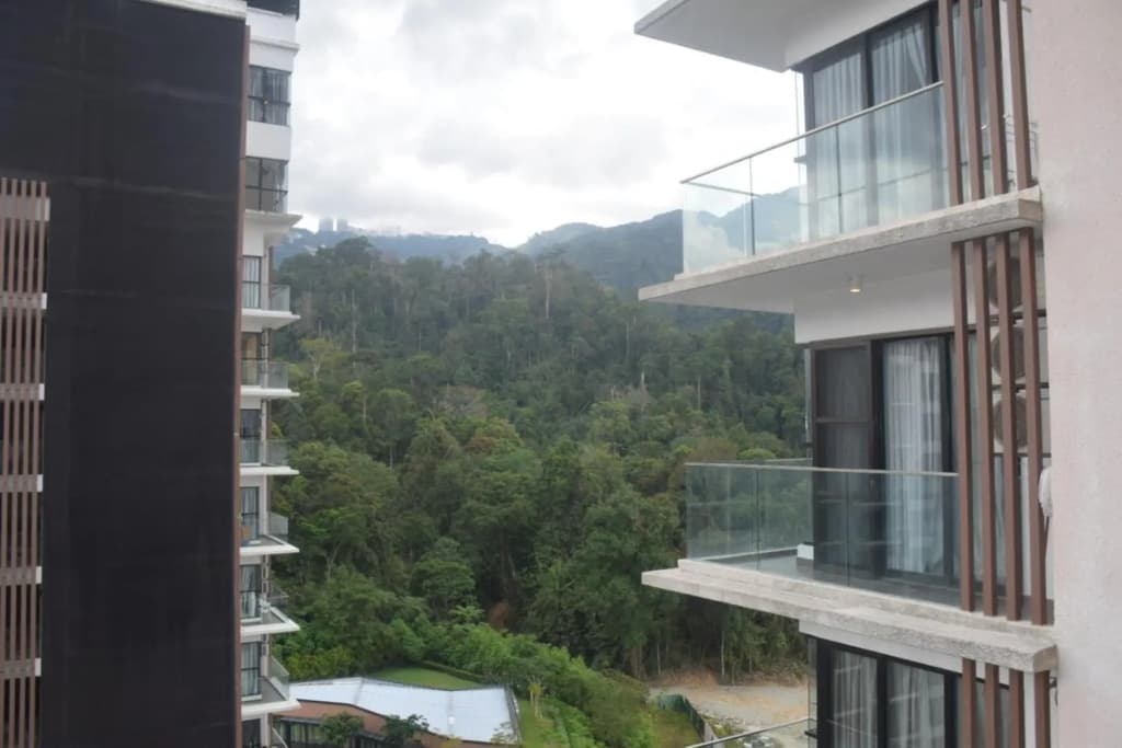 Pool View Cozy Home 6pax Midhill Genting 1013 Free WiFi - photo 11