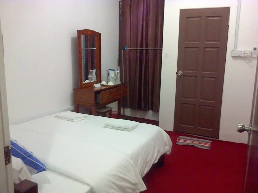 TJ Villa Guest House - photo 9