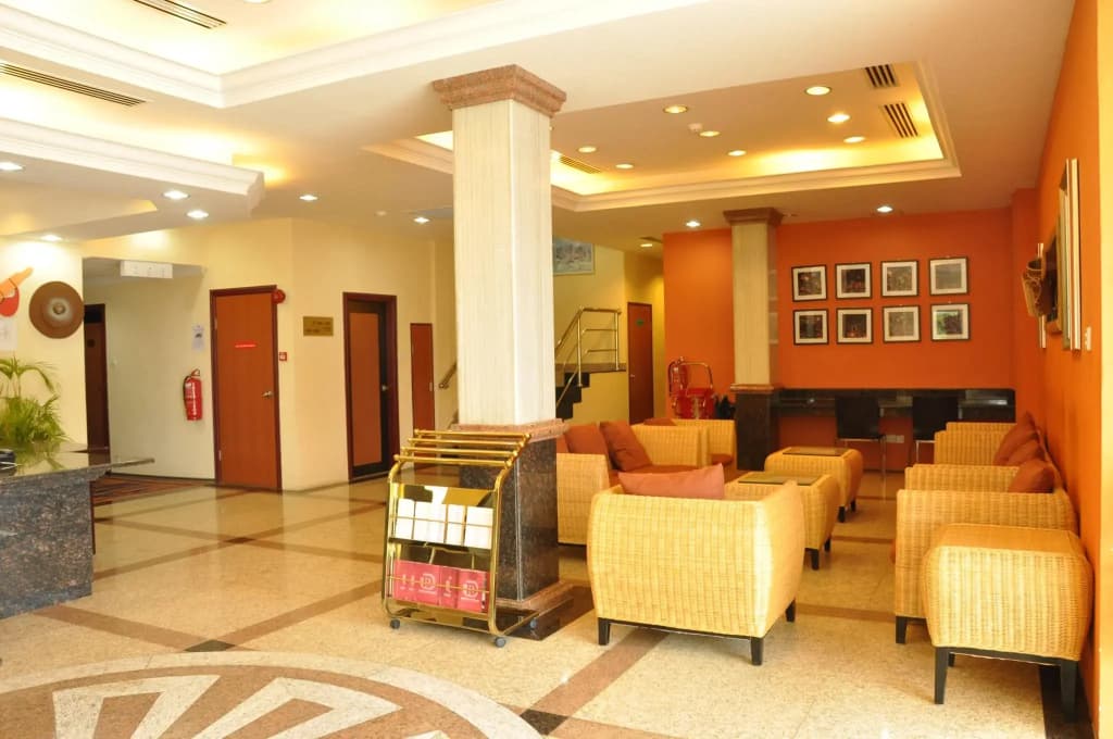 Tang Dynasty Lodge Tuaran - photo 2