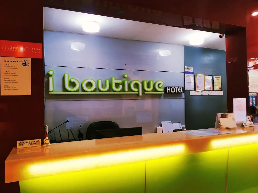 i Boutique Hotel - photo 2