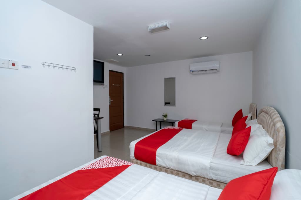 OYO 89441 The Melawati Hotel - photo 18