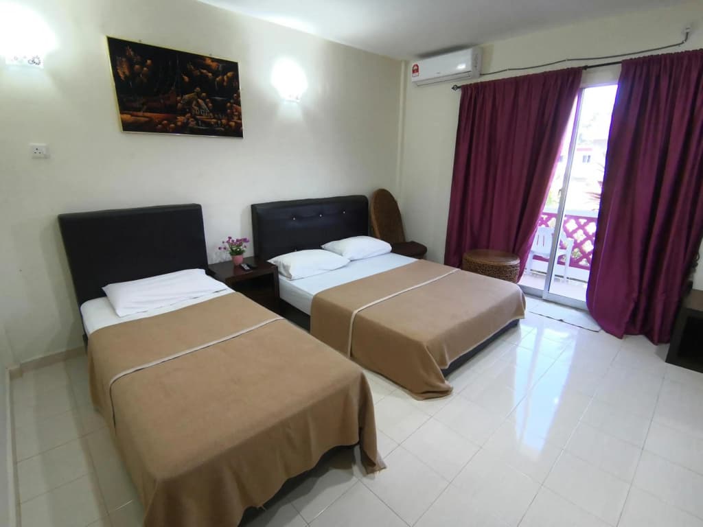 Huda Inn - photo 18