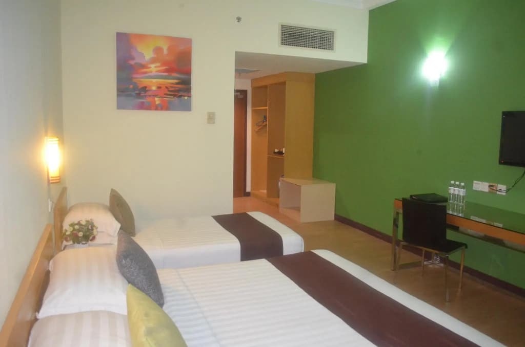 Tang Dynasty Park Hotel - photo 40