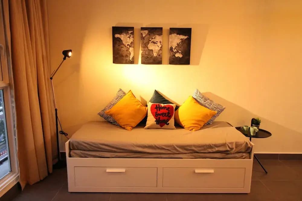 Sentrio Suites @ City Center by HnHCozy - photo 3