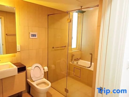 Legoland-5min Walk@ Happy Travel at Afiniti Residency 8Pax(max) with Bathtub - photo 10