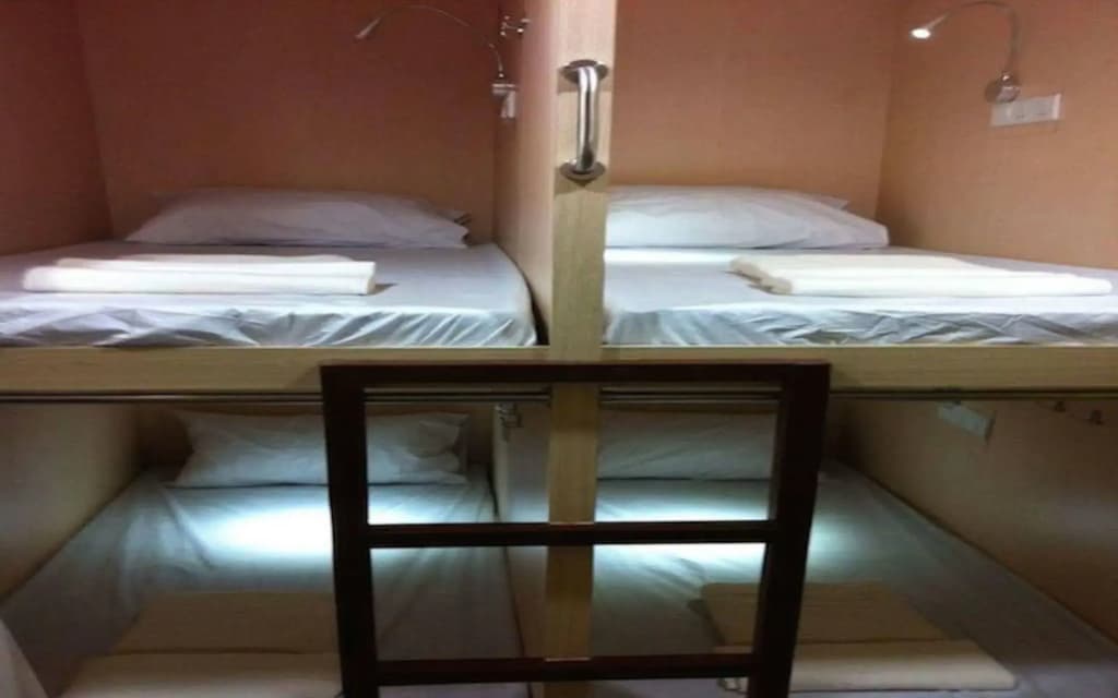 H2 Backpackers - photo 3