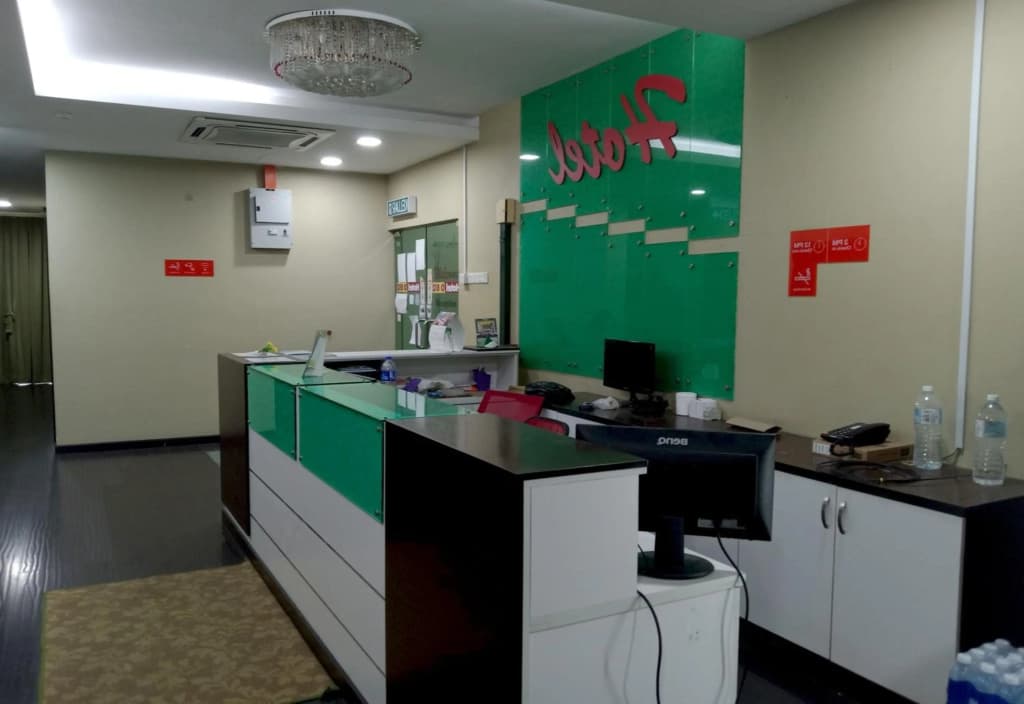 Capital O 812 Hotel SMC Seksyen 13 - photo 11