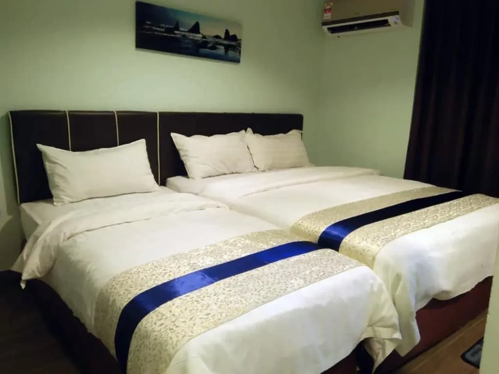Summer Hotel - photo 2