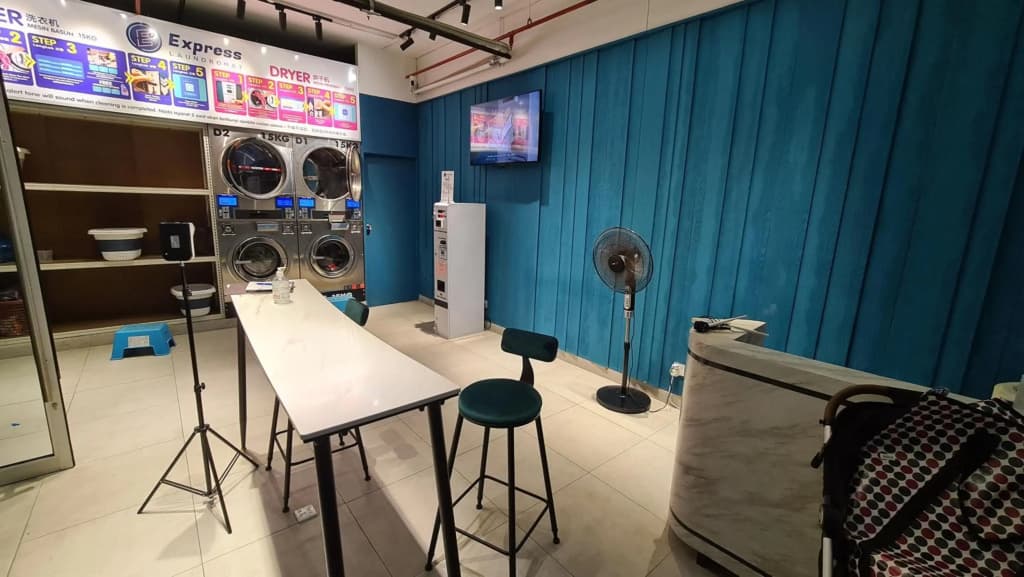 Aeropod 2 Queen Bed Near Airport & KK city Free Parking Netflix - photo 10