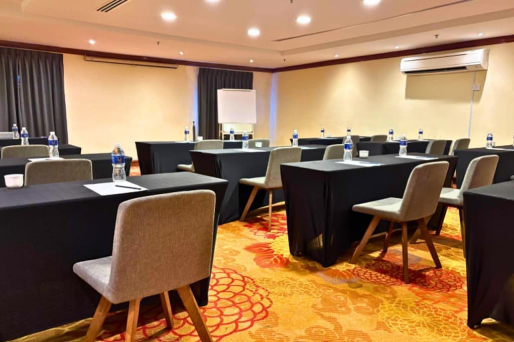 Ehsan Seaview Hotel Port Dickson - photo 14