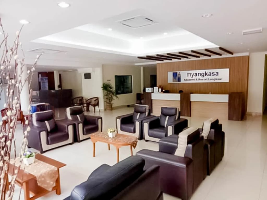 Hotel MyAngkasa Akademi & Resort - photo 1