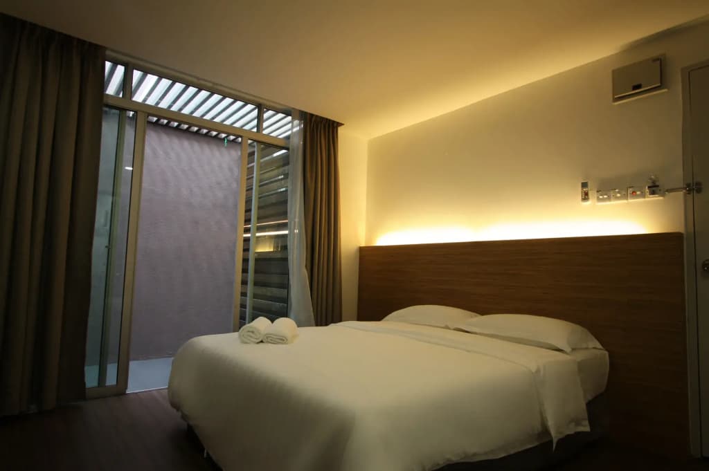 Place2Stay - Opposite Hilton - photo 5