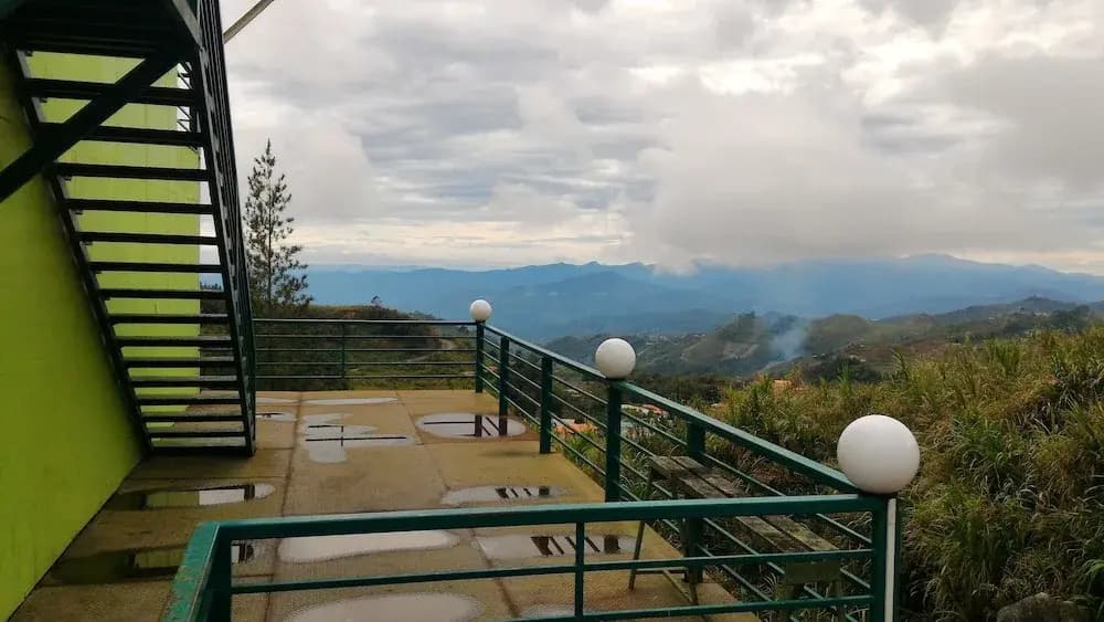 Rocky Mountain Lodge - photo 15