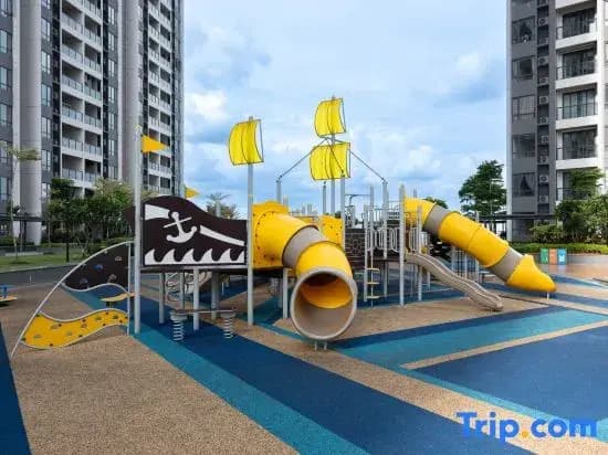 Harmonious Haven - R&F Warm Serviced Apartments in JB - Sea View (24-hr C.Service/ Near SG Customs) - photo 1