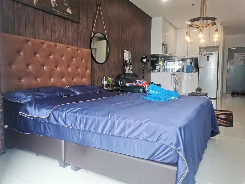 Luxury Deluxe Studios At Mercu Summer Suites - photo 3