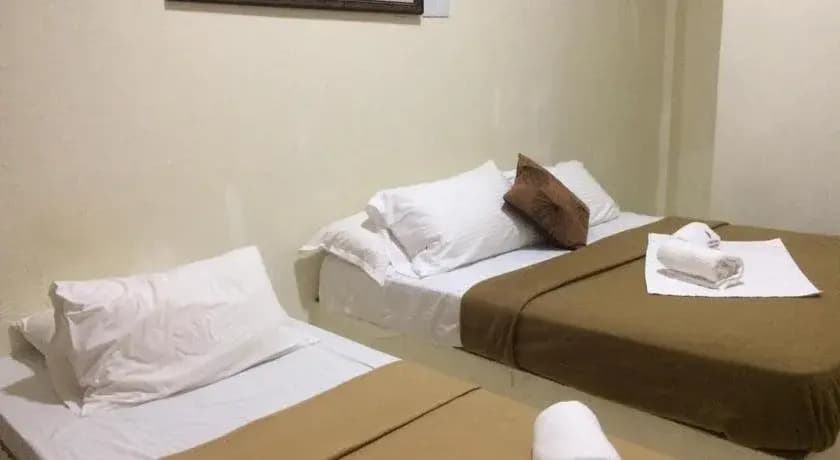 Dolphin Bajet Hotel - photo 12