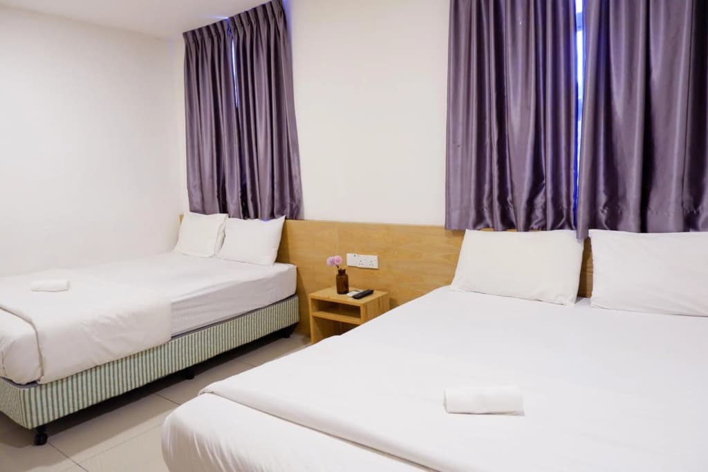 Iris Hotel Kajang - photo 21