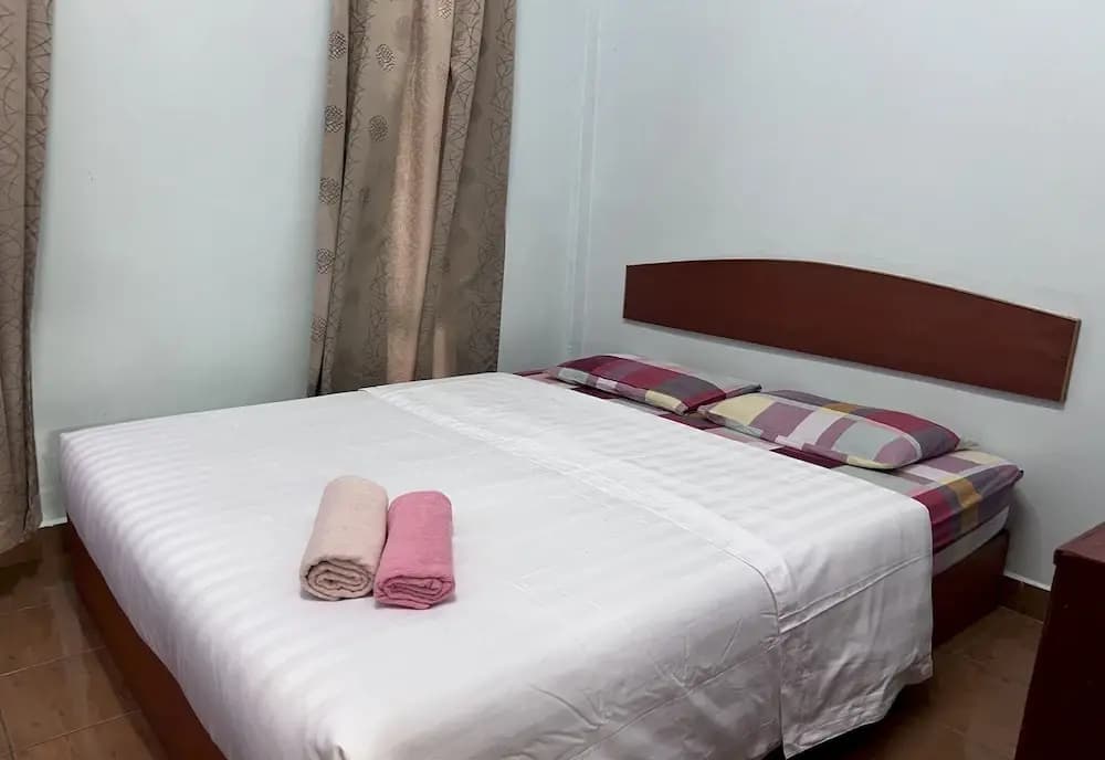 OYO 90967 Homestay Chalet Warisan Siti - photo 2